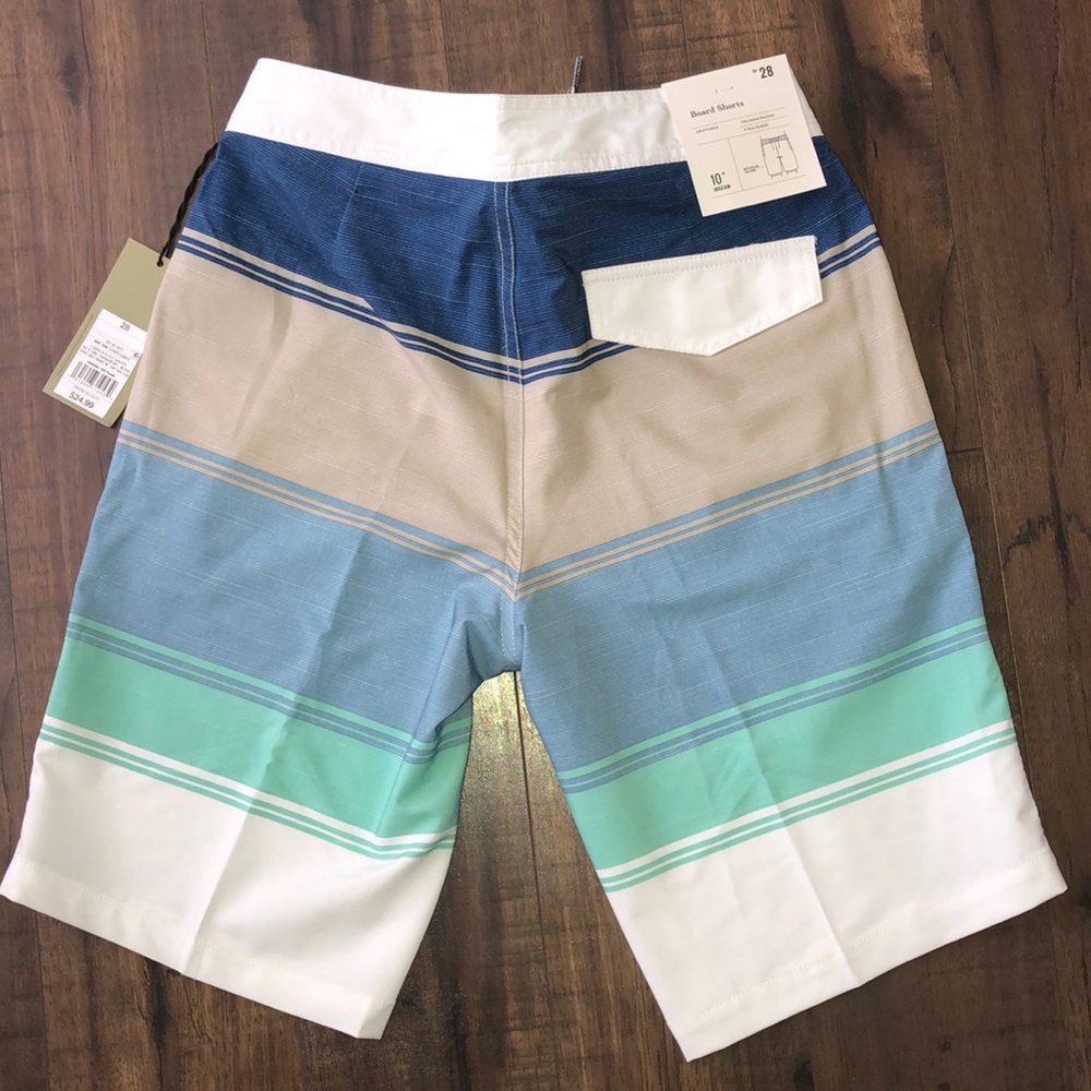 Goodfellow Men's 10" Striped Swim Board Trunks - Picture 6 of 6